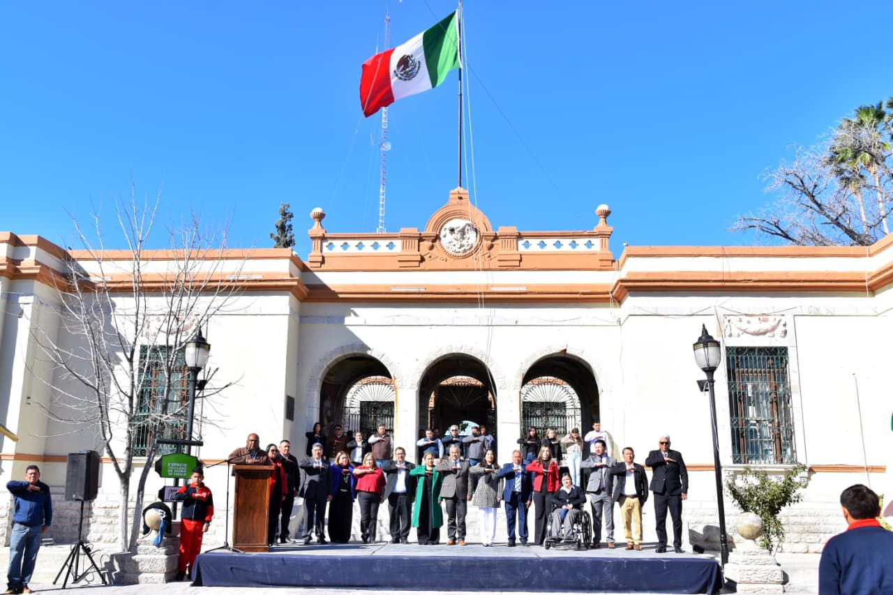 CONMEMORA CUATRO CIÉNEGAS DÍA DE LA BANDERA CON EVENTO CÍVICO