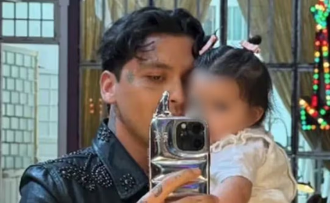 Christian Nodal habla del dolor que siente por no ver a su hija Inti y aclara: «Mi silencio y mi distancia no son abandono»