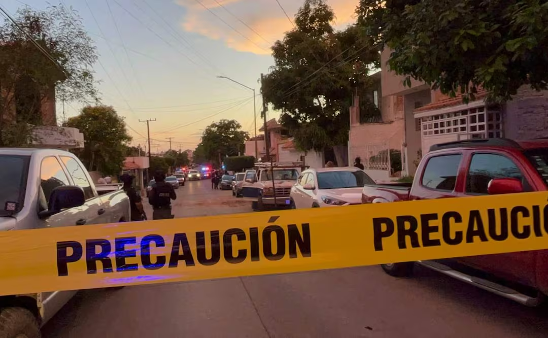 Enfrentamiento con sujetos arm4dos deja un policía estatal mu3rto y otra herida en Coquimatlán, Colima; fueron agredidos de manera directa