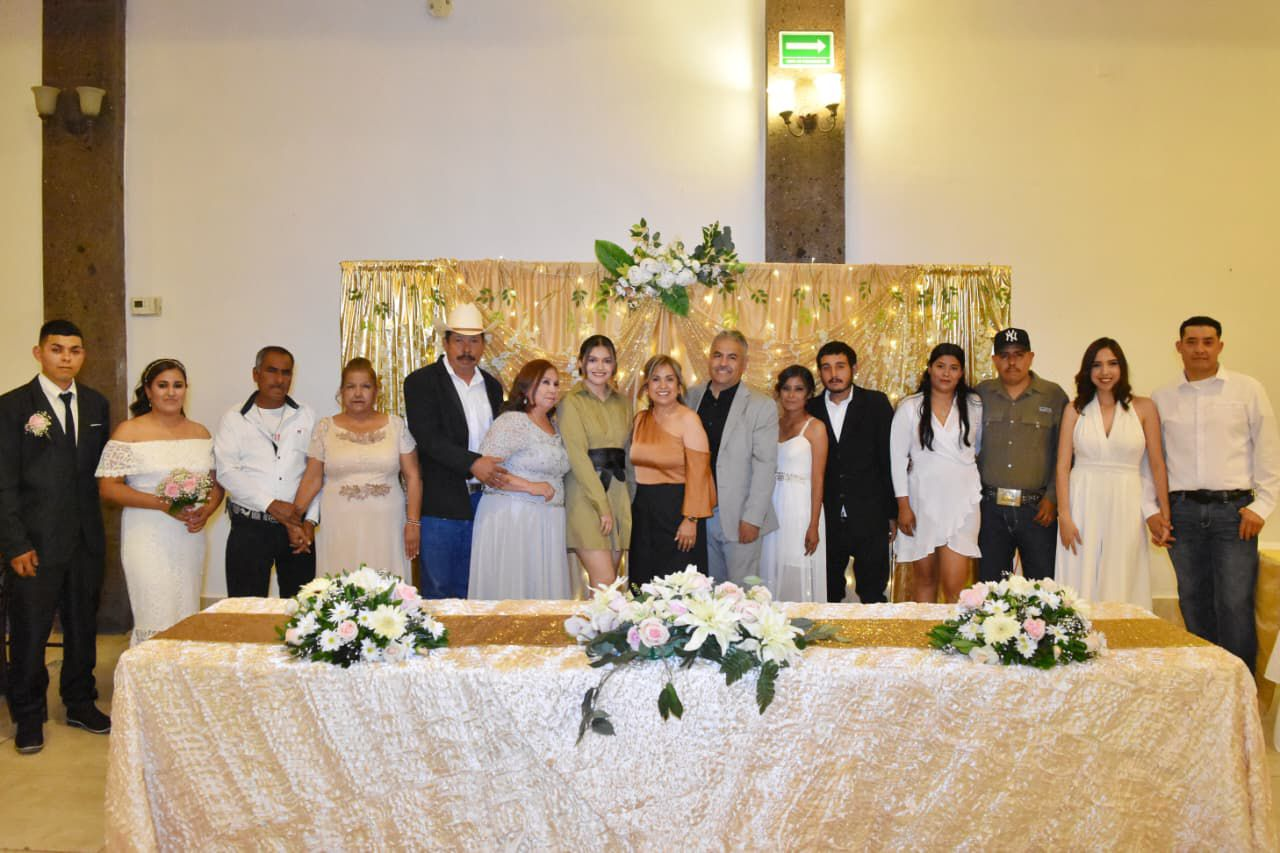 La magia del amor fortalece a las familias en las Bodas Comunitarias de Cuatro Ciénegas