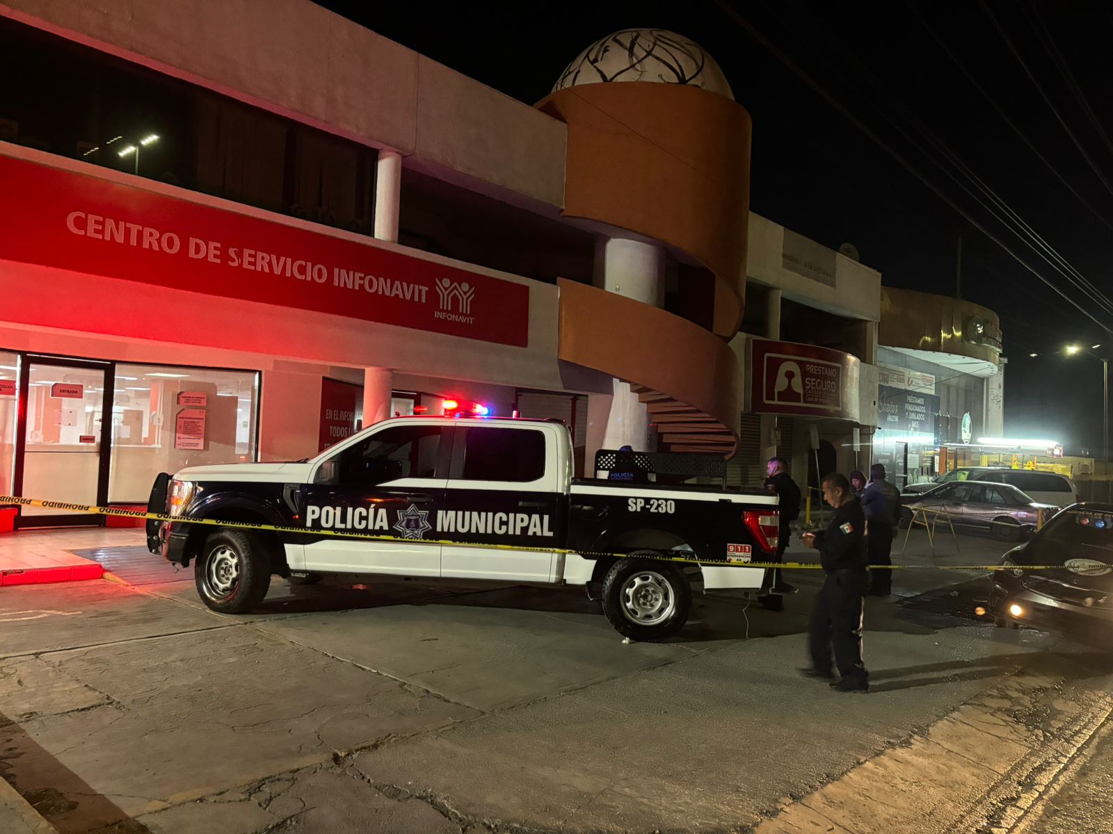 Fallece indigente afuera de Infonavit