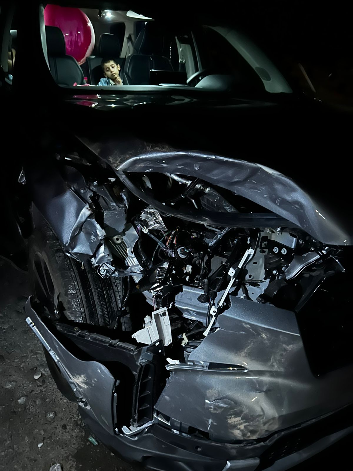 Grave accidente vial sufre familia en la 57