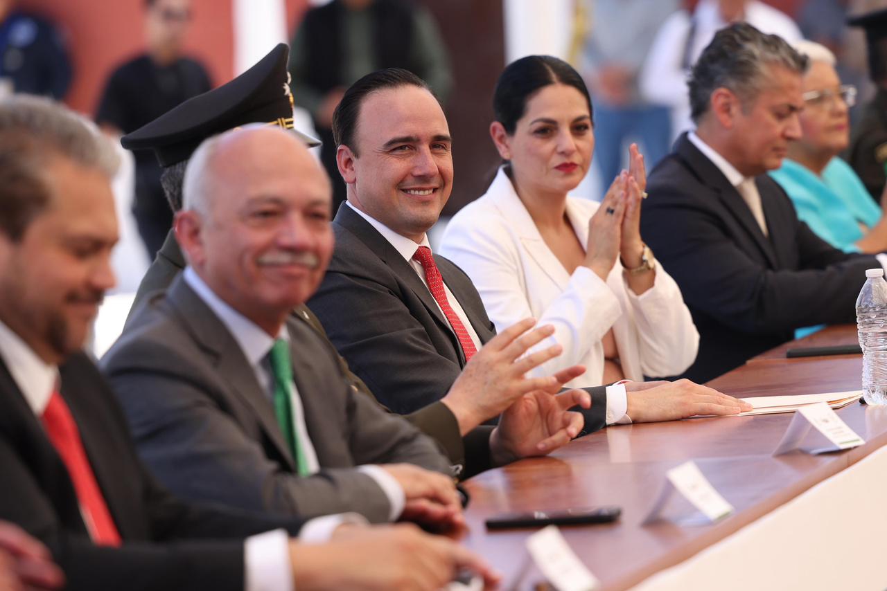 SEGUIREMOS FORTALECIENDO Y DEFENDIENDO LAS INSTITUCIONES
