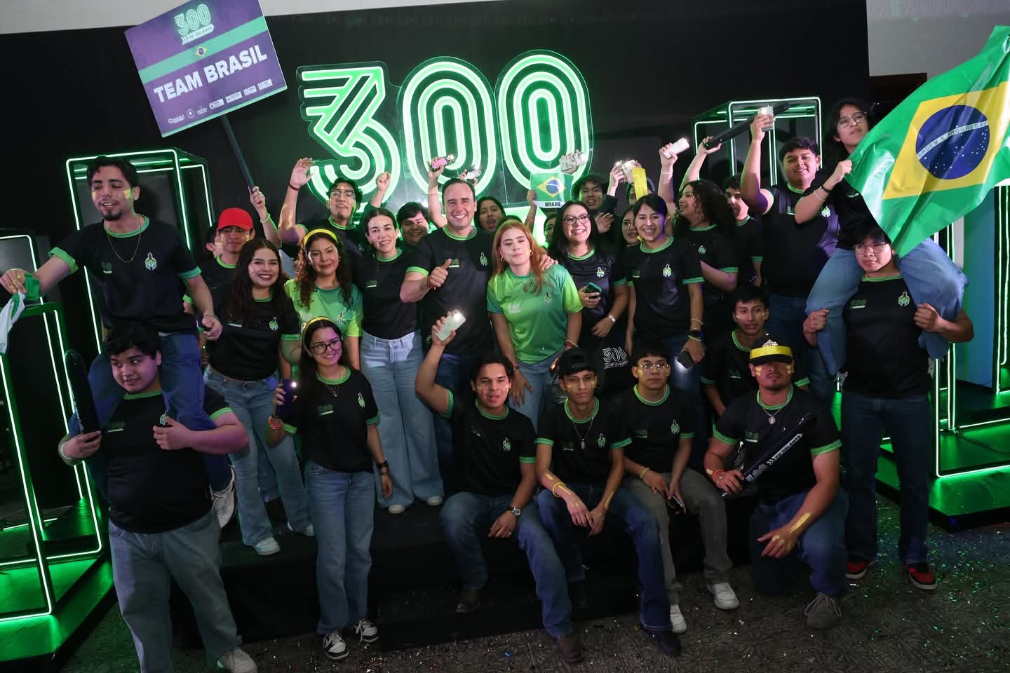 CELEBRAN CONGRESO ‘300 PA´DELANTE’
