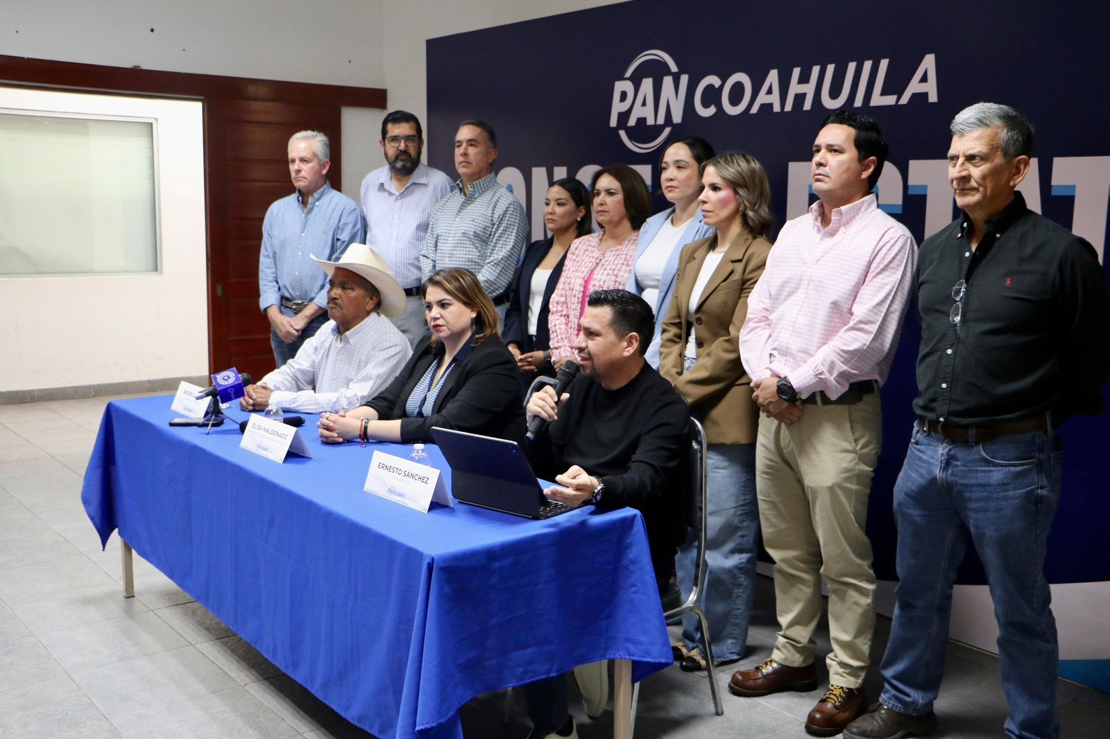 Se registran en el PAN más de 30 para diputados