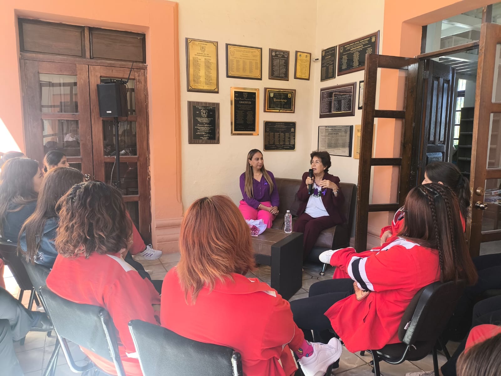 Promueve Parras foros por el Día Internacional de la Mujer