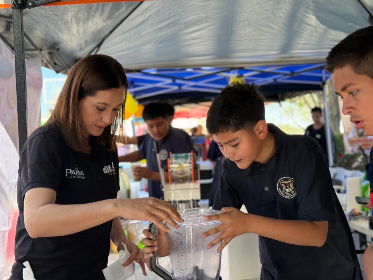 Impulsan talento en Parras con la Feria de Jóvenes Emprendedores