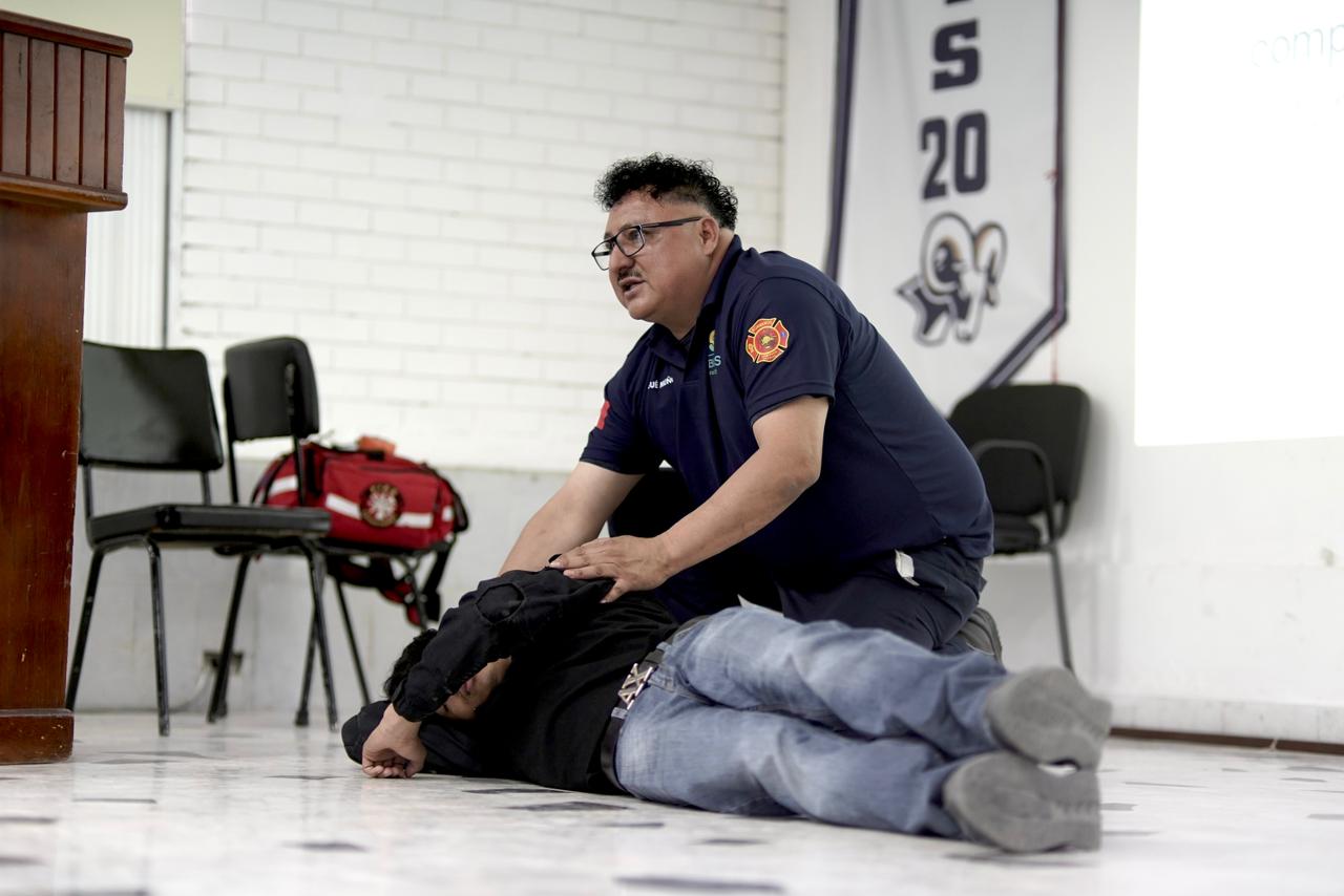 Preparan a la comunidad escolar para emergencias