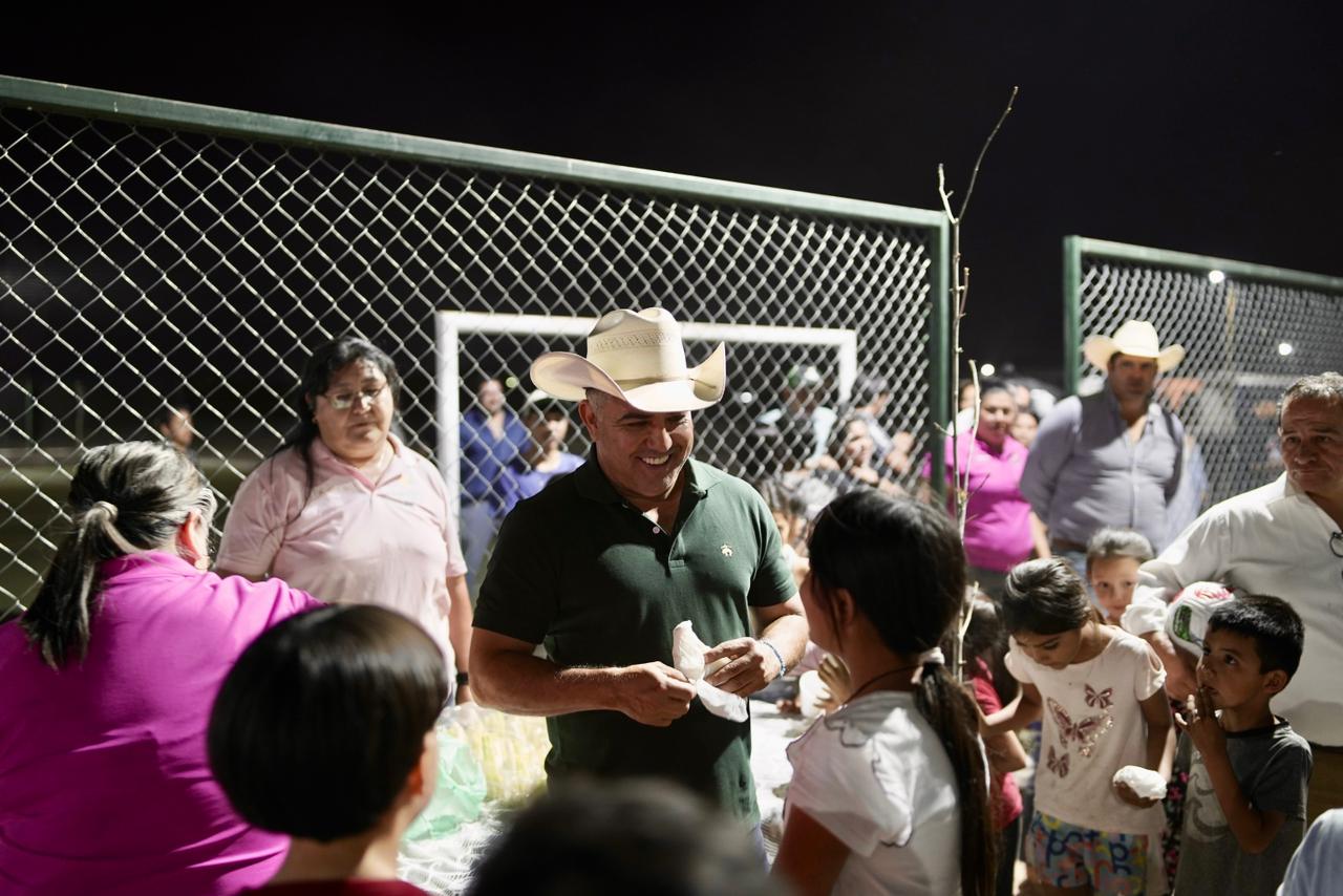 Transforma Chano Díaz el fraccionamiento La Retama