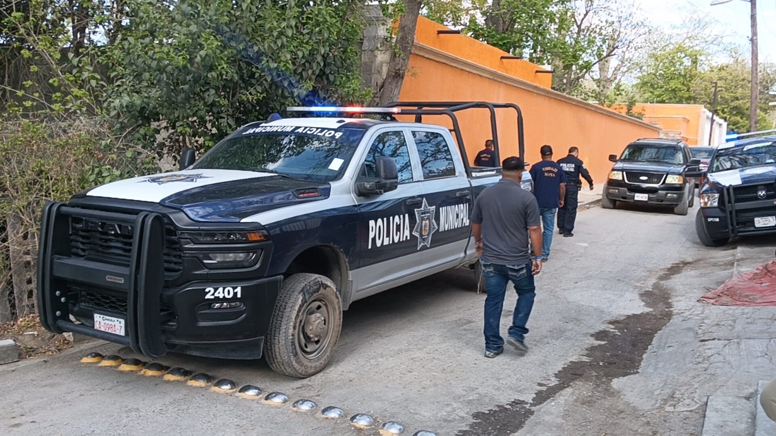 TRAGEDIA: MUERE AL CAER DE NOGAL