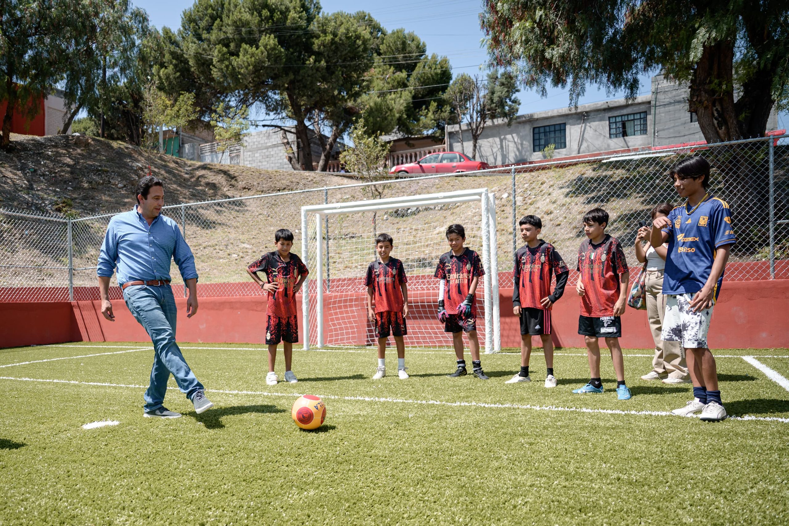 Activa Javier Díaz a las y los saltillenses en espacios rehabilitados