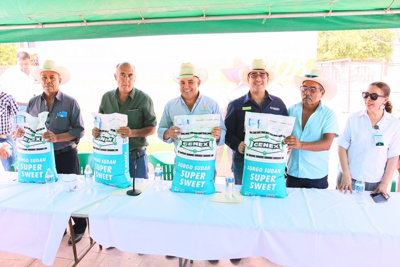 IMPULSA CHANO DÍAZ APOYO AL CAMPO CON ENTREGA DE SEMILLA DE SORGO FORRAJERO
