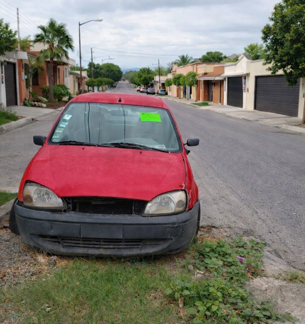 Al corralón 15 autos inmóviles en calles