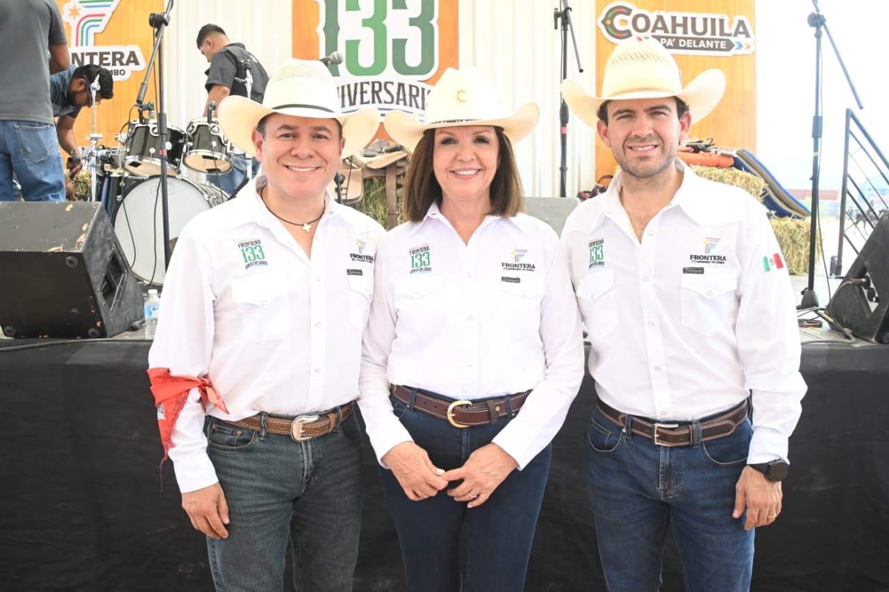 CELEBRA FRONTERA SU 133 ANIVERSARIO