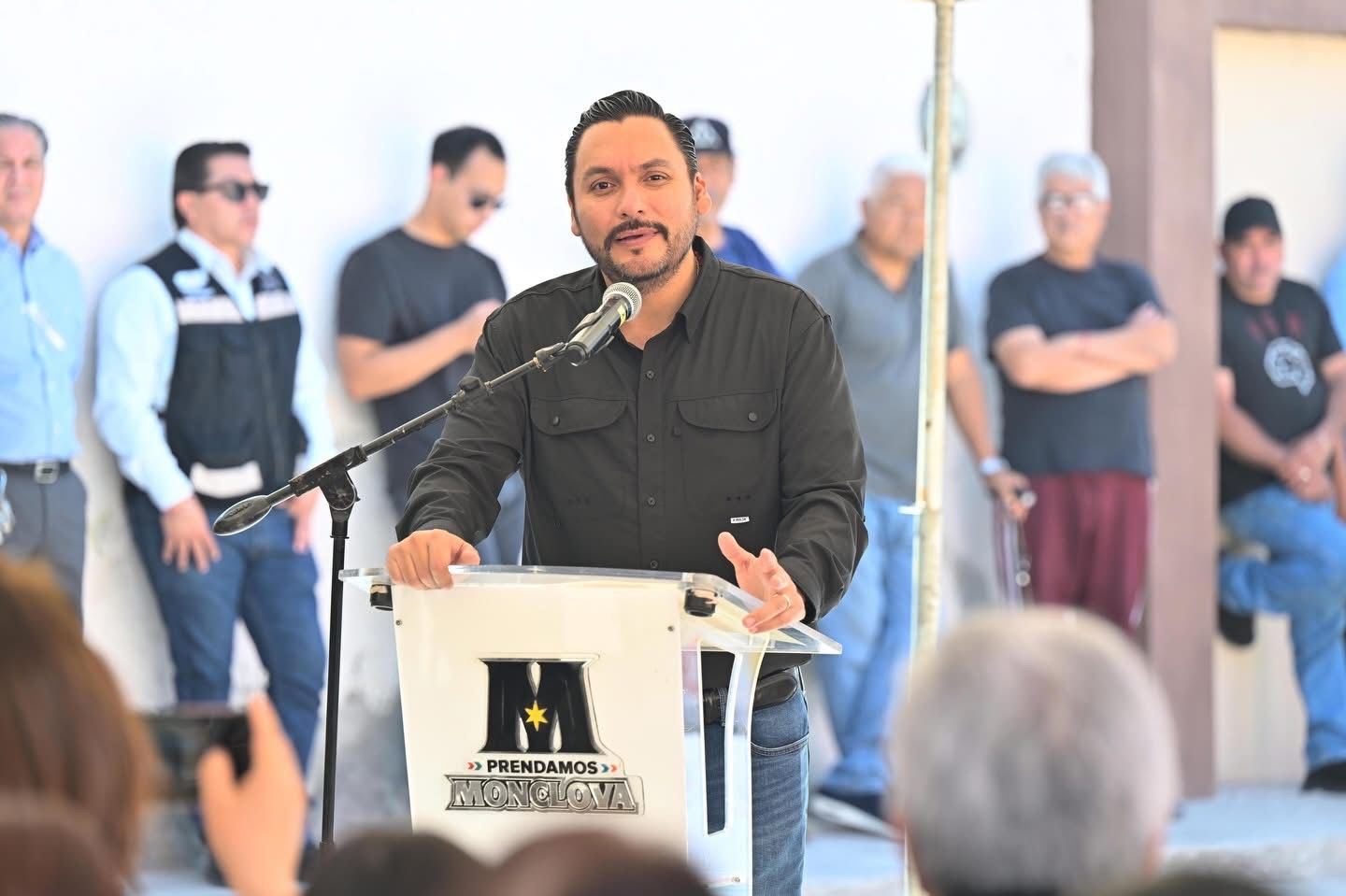 Impulsa Carlos obras por más de 16 MDP