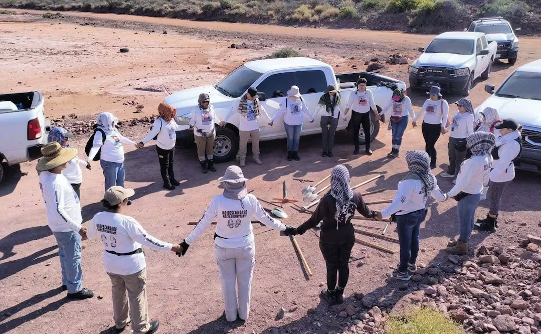 Reportan hallazgo de al menos 8 cuerpos y múltiples restos hum4nos en zona rural de Guaymas; encuentran diversas prendas de vestir y objetos personales
