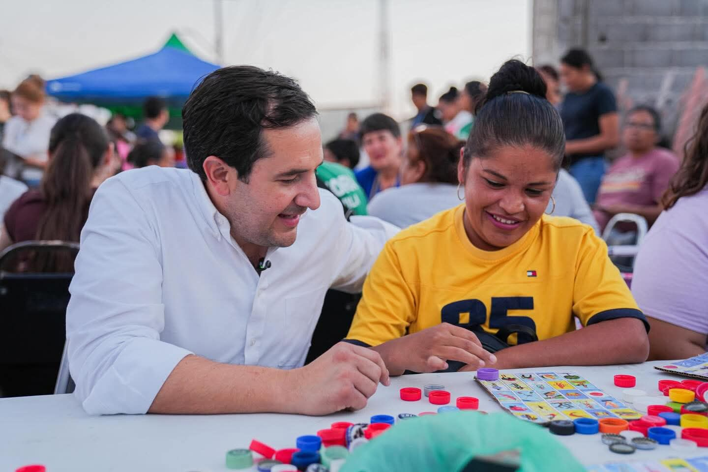 Memo Ruiz lleva soluciones a las colonias de Piedras Negras con su Casa de Gestoría Móvil