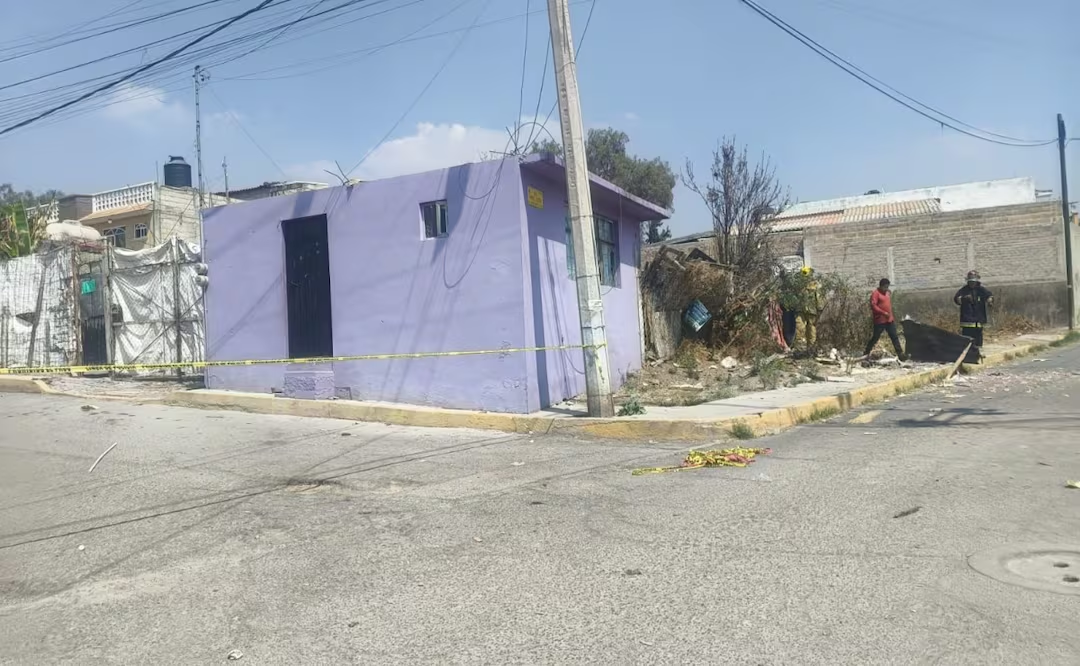 Explosión en taller clandestino de pirotecnia en Tultepec deja un mu3rto; taller operaba sin permiso