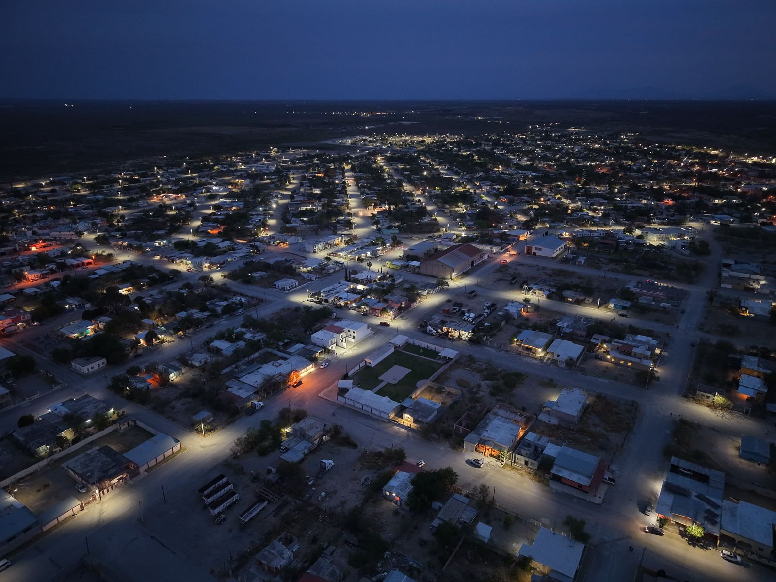AVANZA AL 80% INSTALACIÓN DE LUMINARIAS LED EN MINAS DE BARROTERÁN