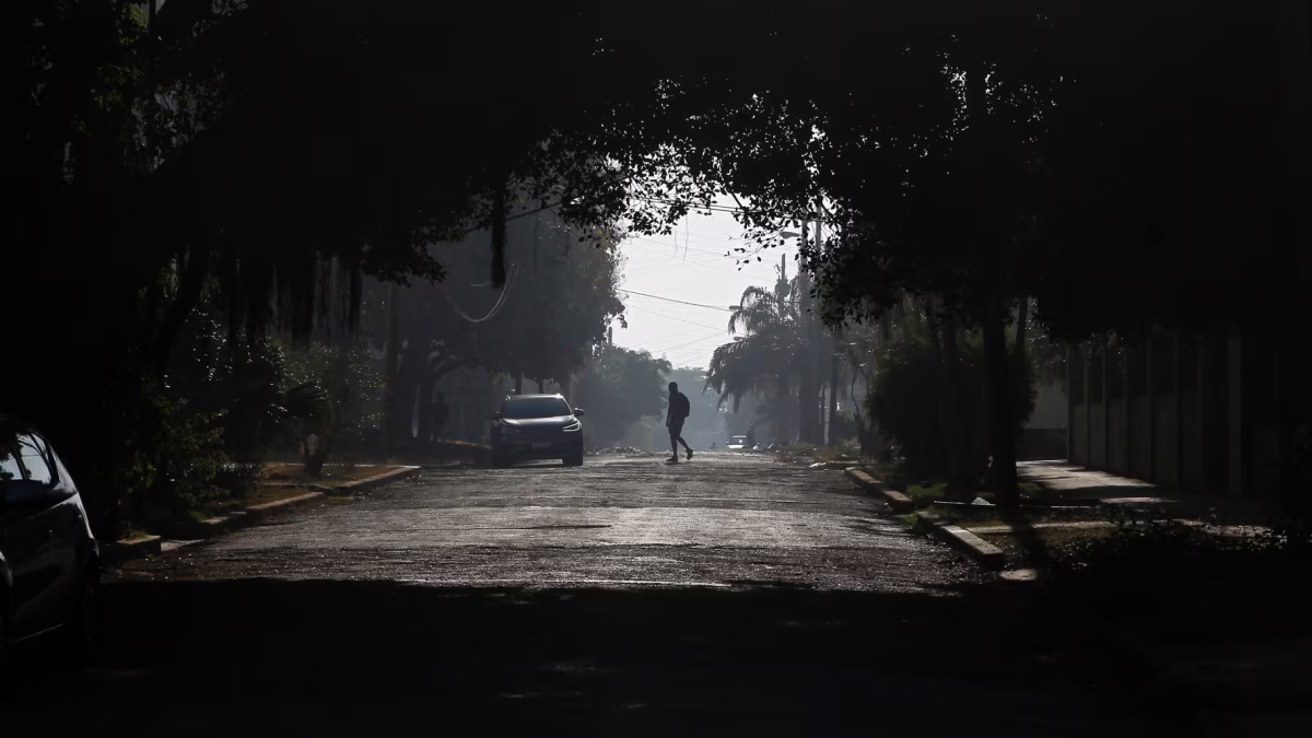 Cuba ‘enchufa’ la luz: Reconecta el 45% de sus termoeléctricas tras 24 horas de apagón nacional