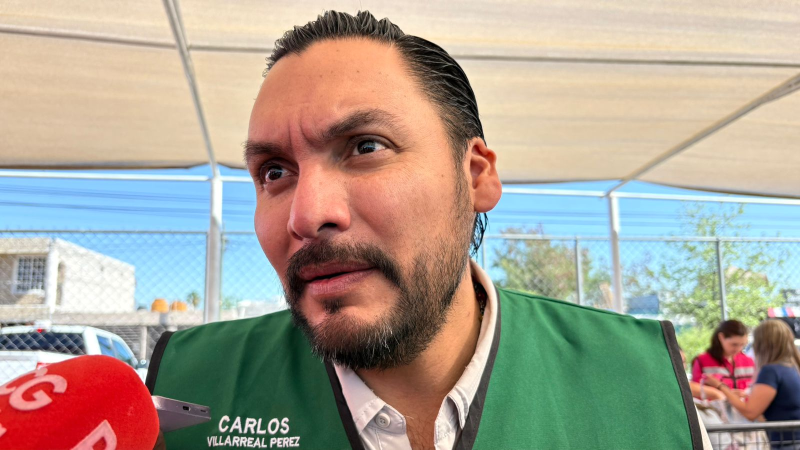 Se integra alcalde Carlos Villarreal al apoyo a familias de víctimas de incendio