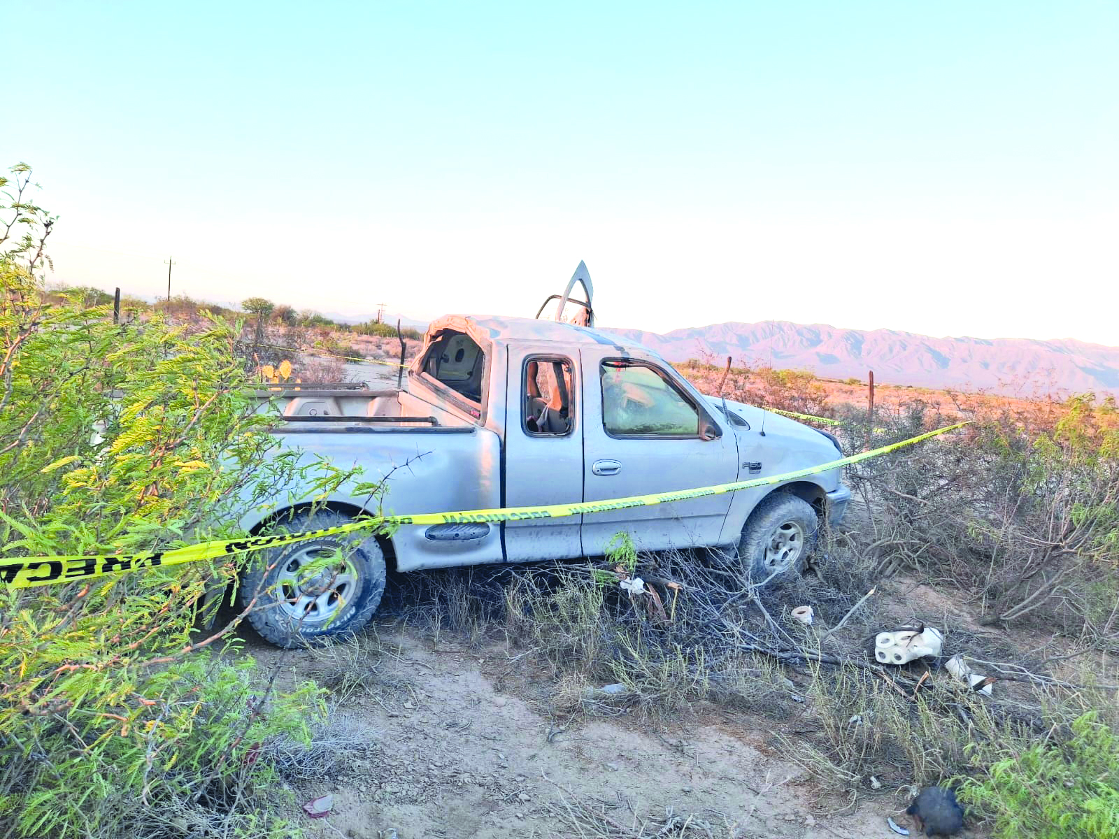 Muere mujer en fatal volcadura