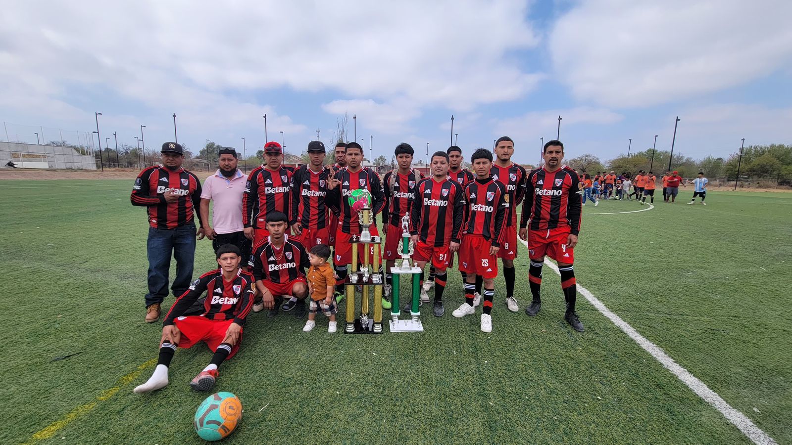 Milas y Coyotes destacan en la temporada deportiva 2025