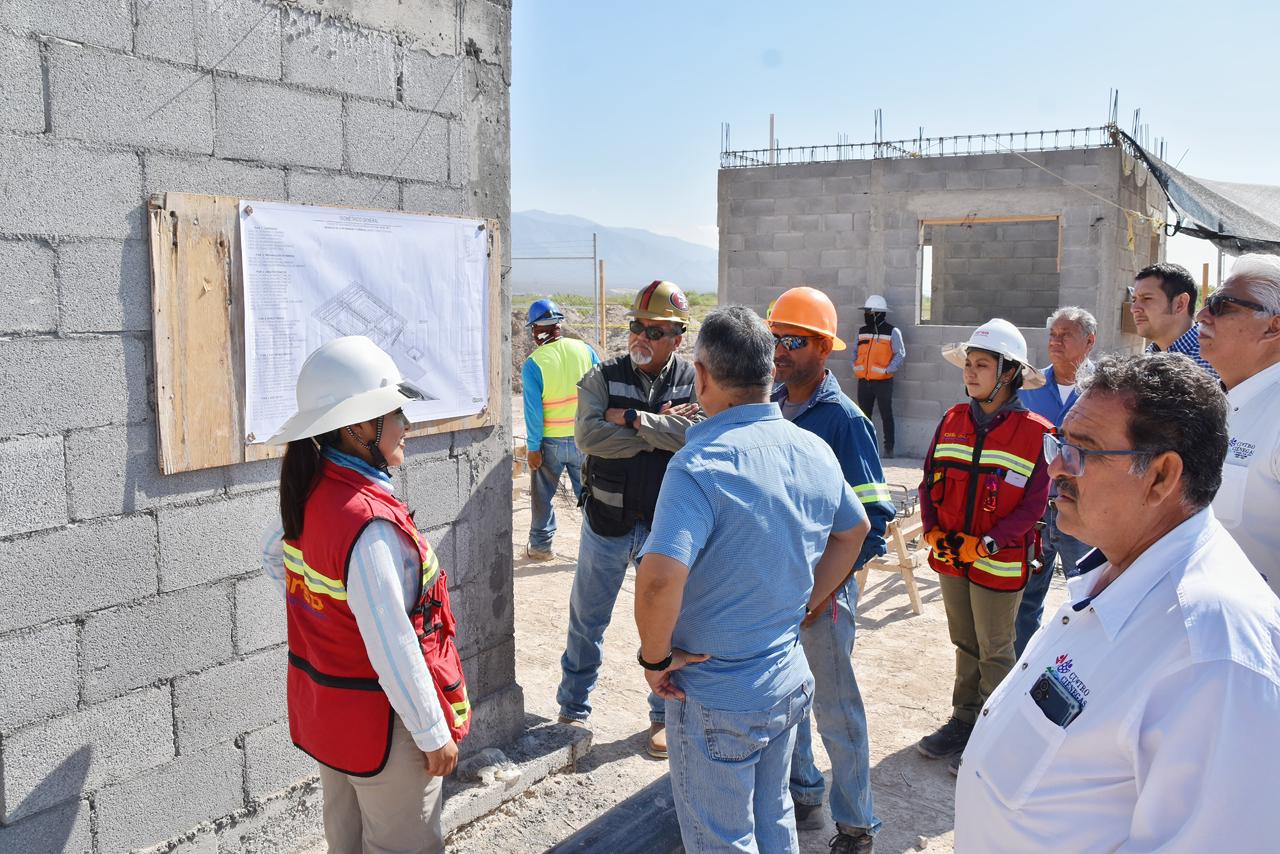 Supervisa Leija avances de obras en 4-Ciénegas