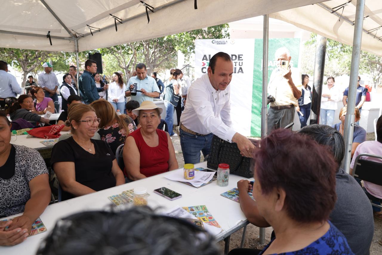 Inicia construcción de sanitarios en cancha del Valle de Parras