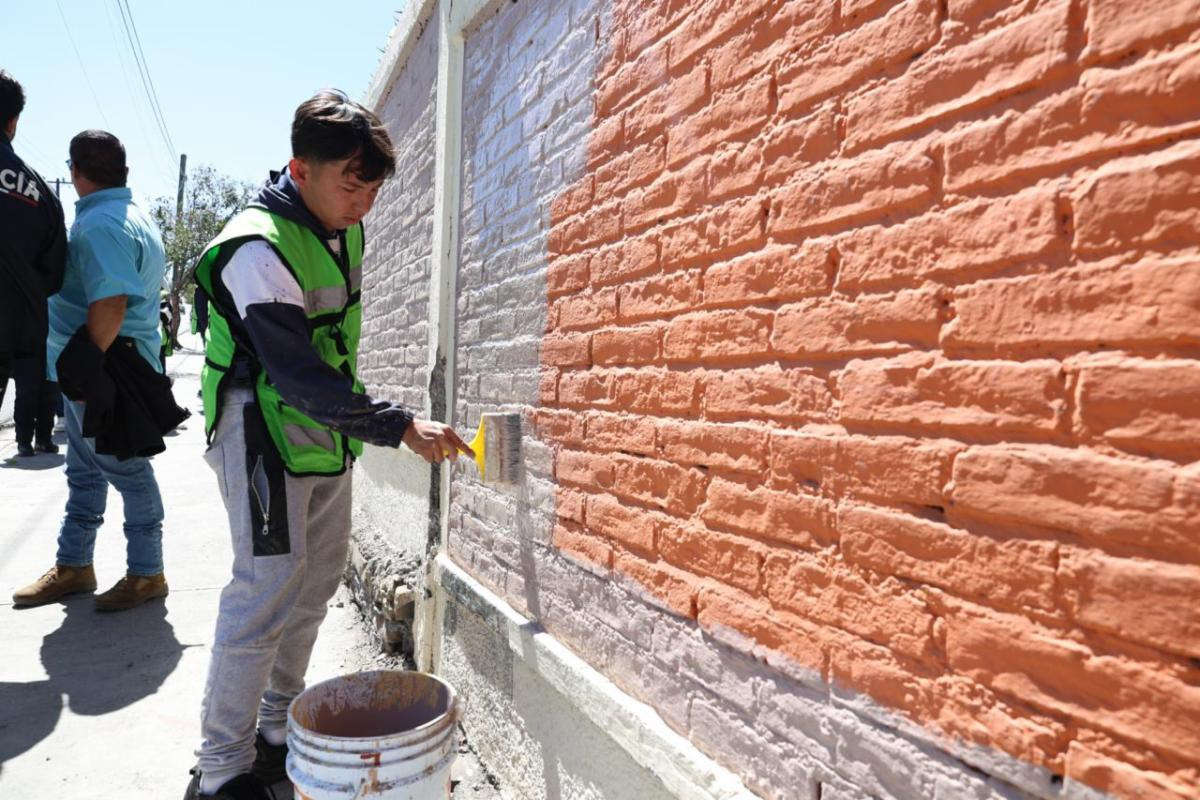 Supervisa Javier Díaz trabajos de embellecimiento de la ZC