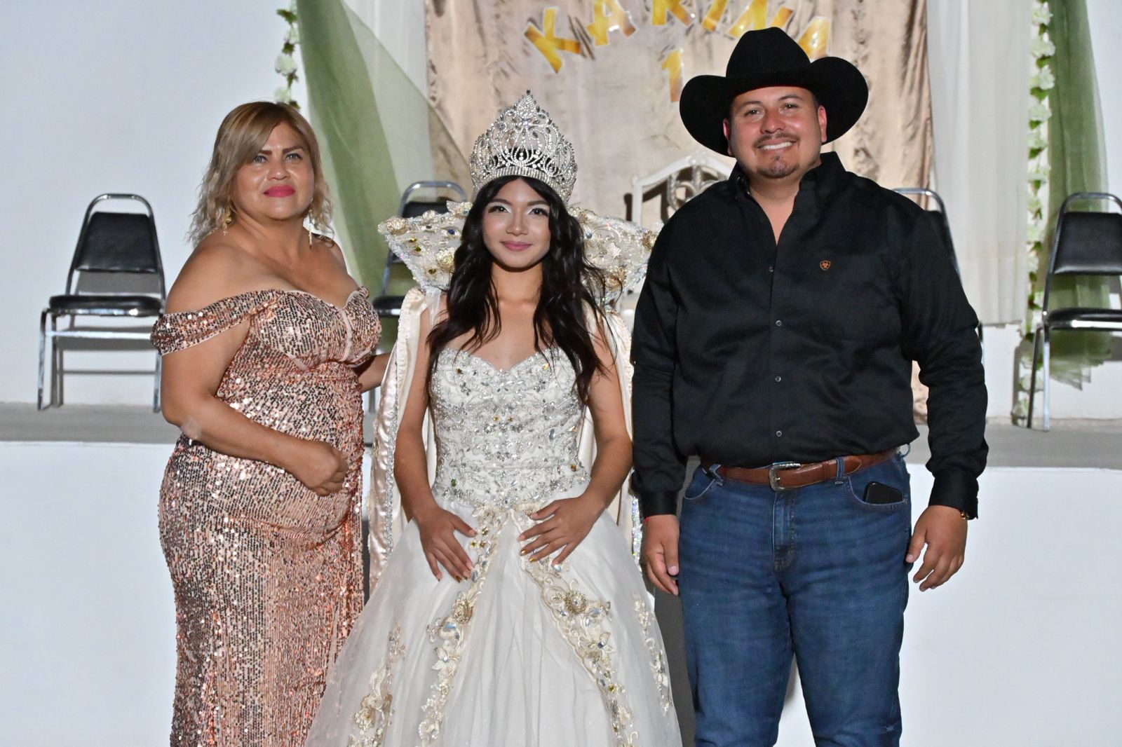 GRANDES FESTEJOS EN LA COLONIA 16 DE ABRIL EN SAN BUENAVENTURA