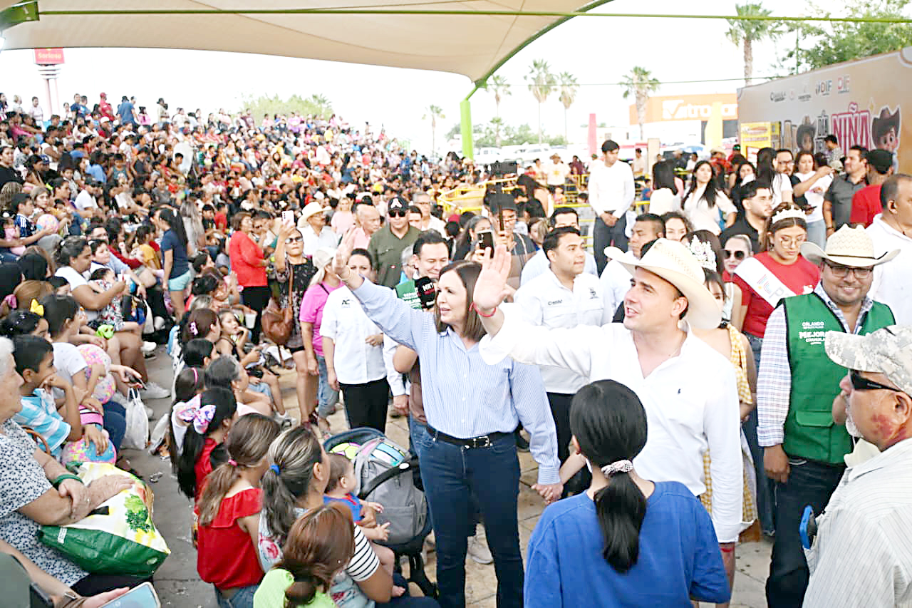 Manolo y Sari conviven con la niñez de Frontera