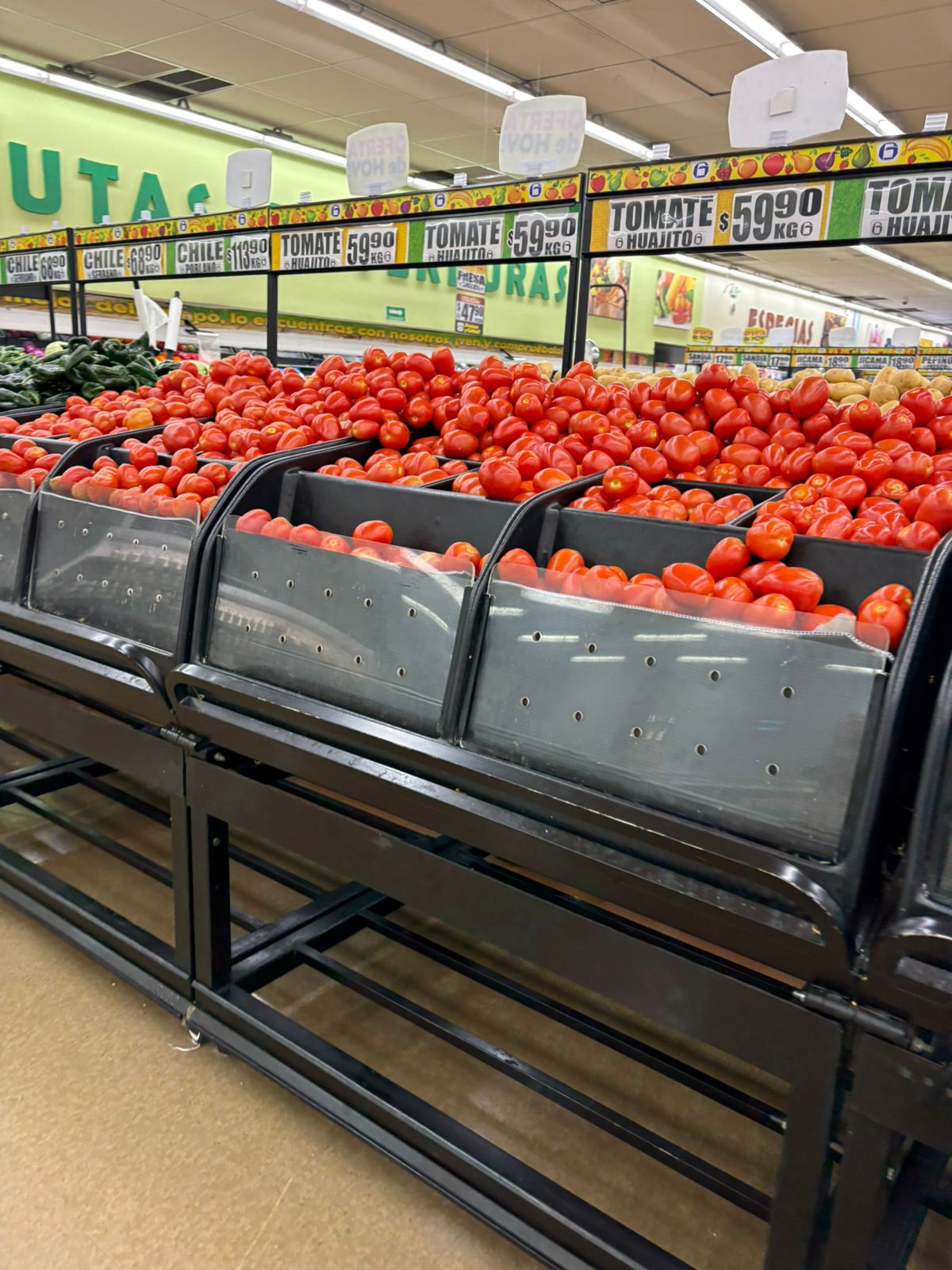 Sacude economía el precio de alimentos