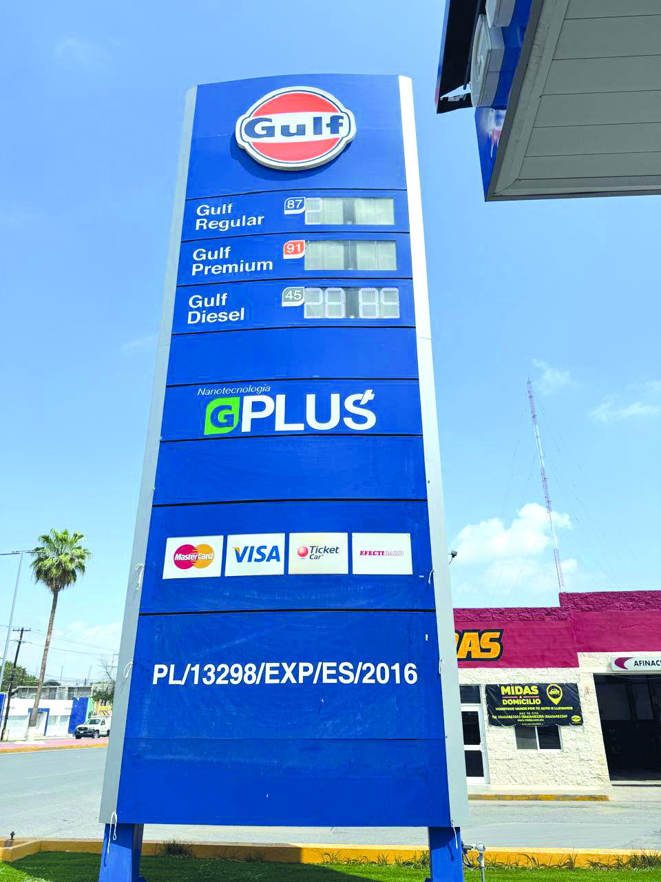 Acuerdan gasolineros y Gobierno fijar en $28 litro de diésel