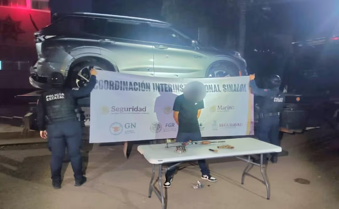 Persecución y balac3ra en Culiacán deja 3 detenidos; cae menor arm4da en camioneta robada