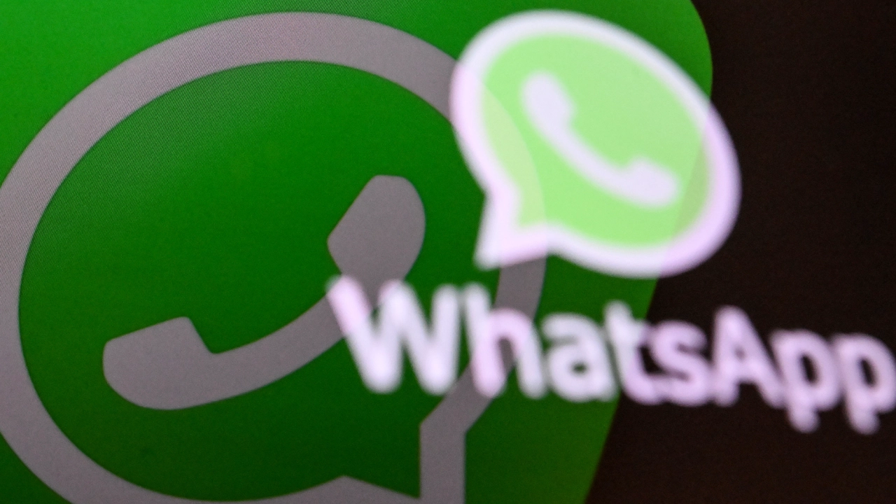Bruselas amplía los cargos contra Meta por cobrar una tasa a los chatbots rivales en Whatsapp