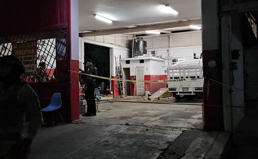 Mat4n a bal4zos a empleado de autolavado en Culiacán, Sinaloa; es el segundo en tres días