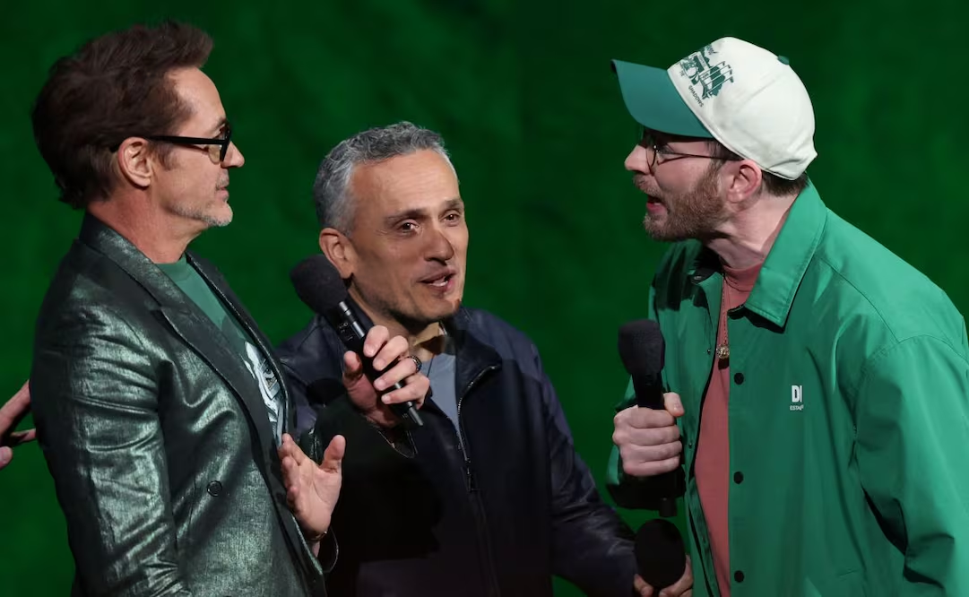 Chris Evans y Robert Downey Jr. se reencuentran para presentar “Avengers: Doomsday” y desatan la euforia