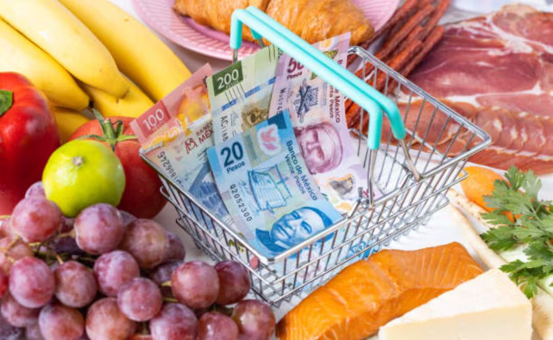 Profeco: Comercializadores y productores acuerdan mantener canasta básica en 910 pesos; buscan frenar precio del jitomate y tortilla