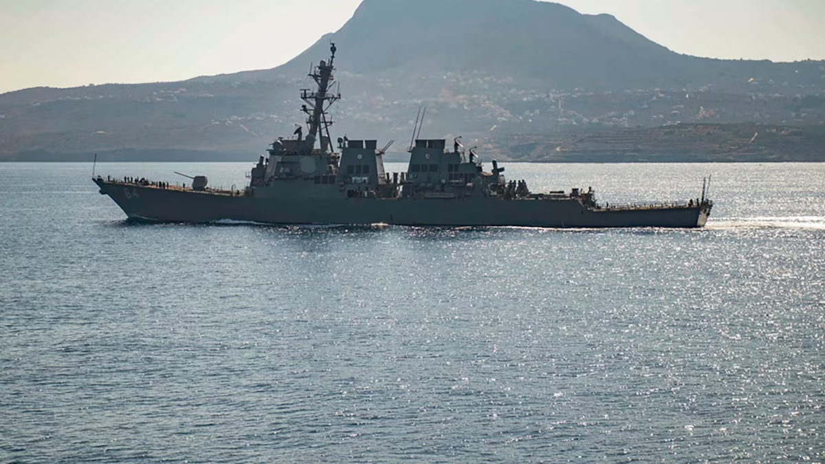 Trump ordena ‘disparar a mat4r’ a barcos de Irán que pongan minas en el Estrecho de Ormuz
