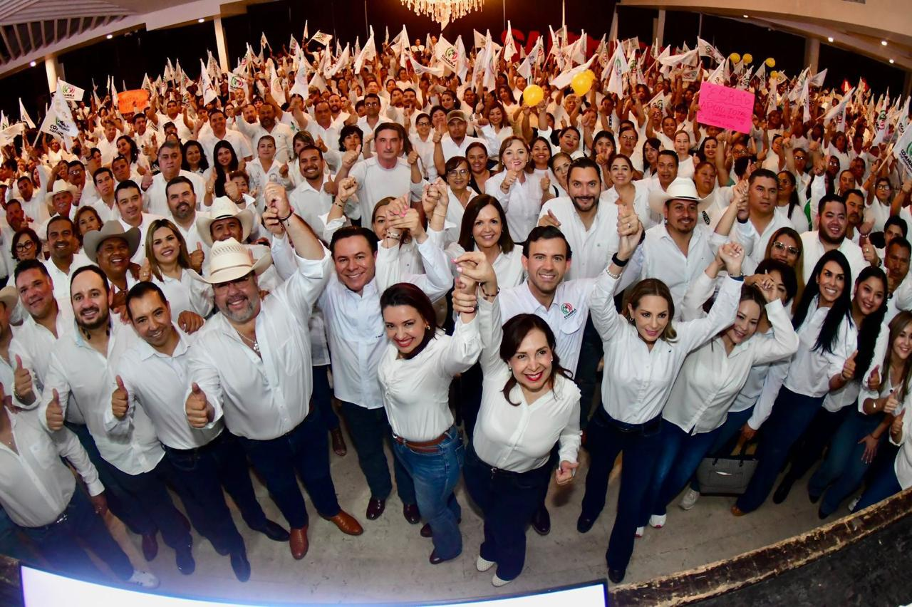 RESPALDAN PRIISTAS DE LA REGIÓN CENTRO DESIERTO A SUS CANDIDATOS A DIPUTADOS LOCALES EN MASIVA TOMA DE PROTESTA