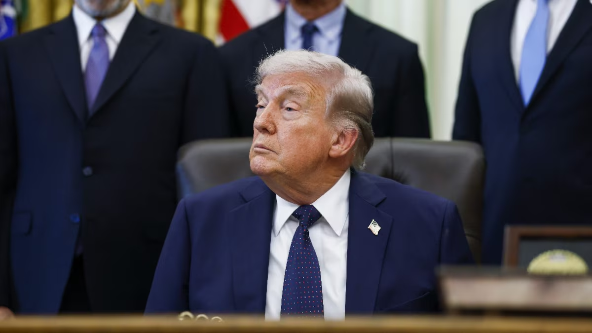 Trump ‘asfixia’ a Irán: Mantiene bloqueo naval para presionar acuerdo de paz