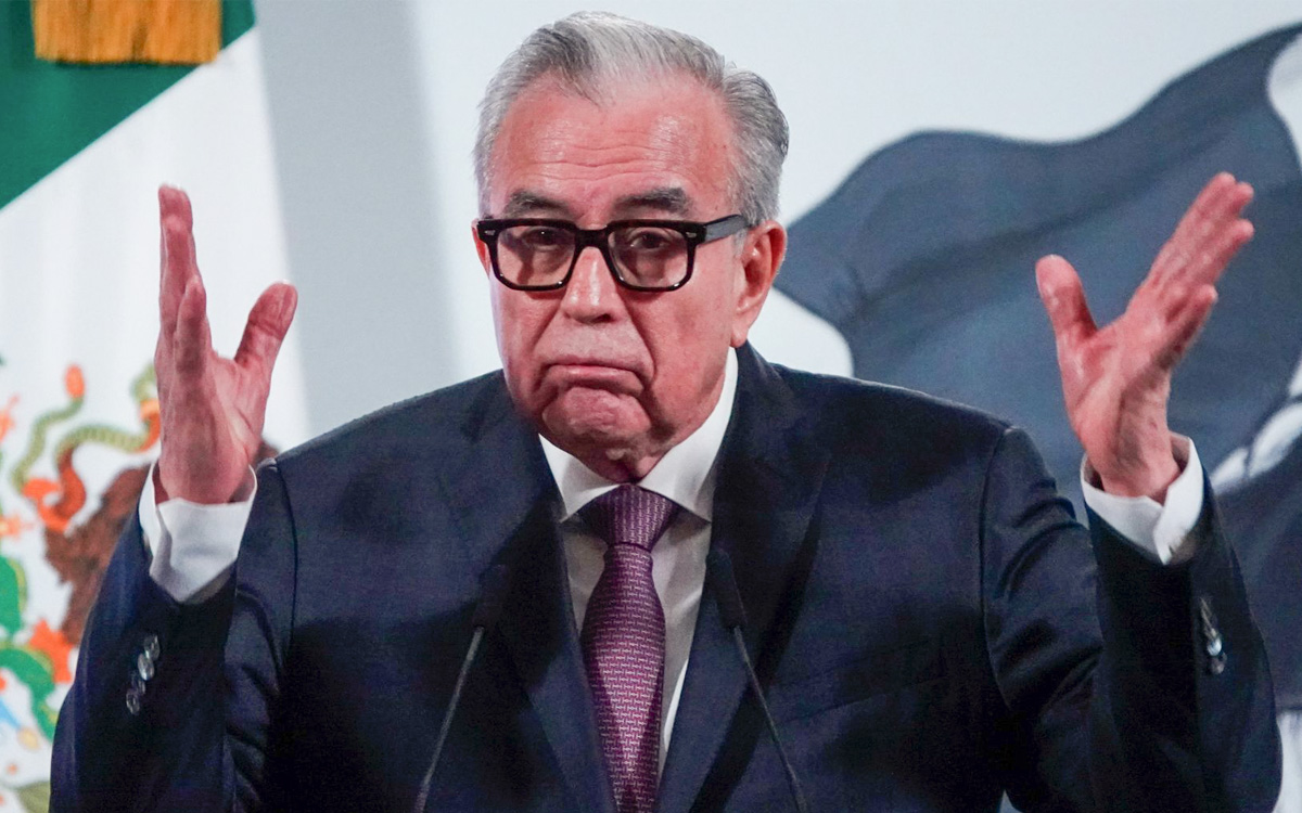 ¿Dónde está el Gobernador con licencia?