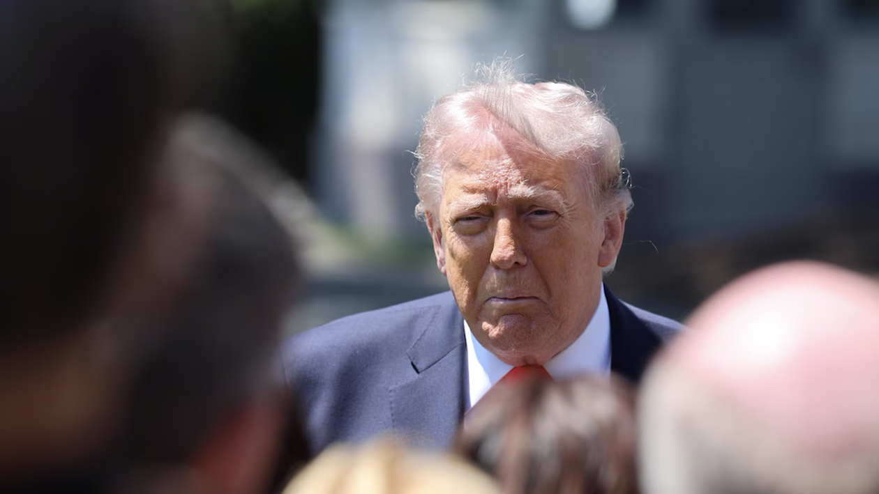 Arremete contra Irán, Barak Obama y Joe Biden