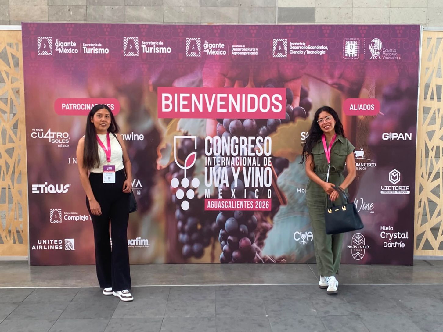 Brilla Parras en congreso internacional del vinícola
