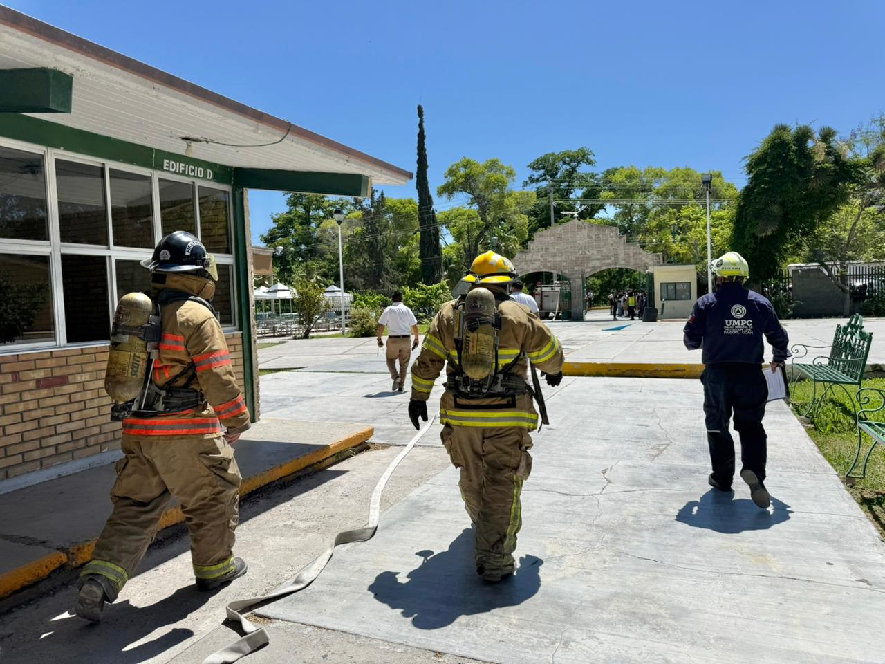 Evacuan CBTa 21 en menos de seis minutos