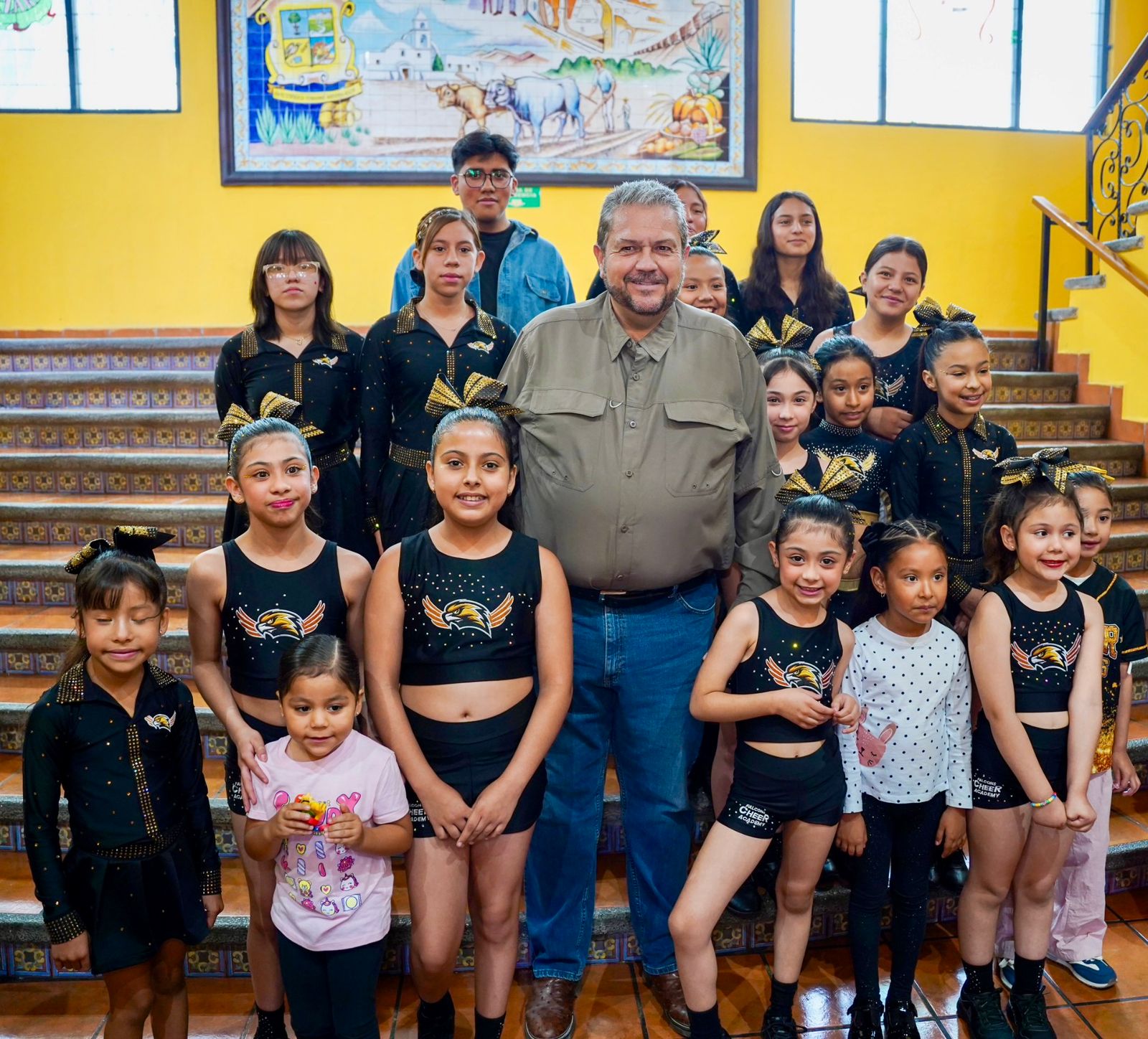 Impulsa Ramos deporte con entrega de apoyos