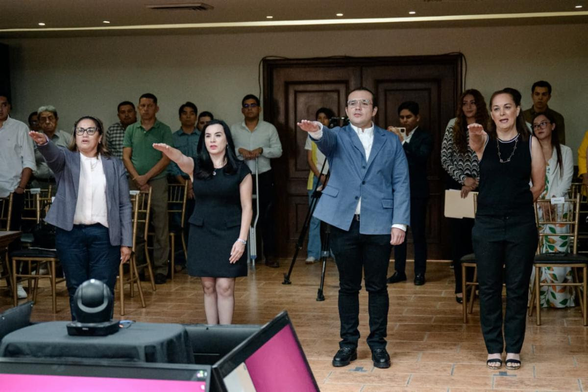 Toman protesta a los Regidores sustitutos