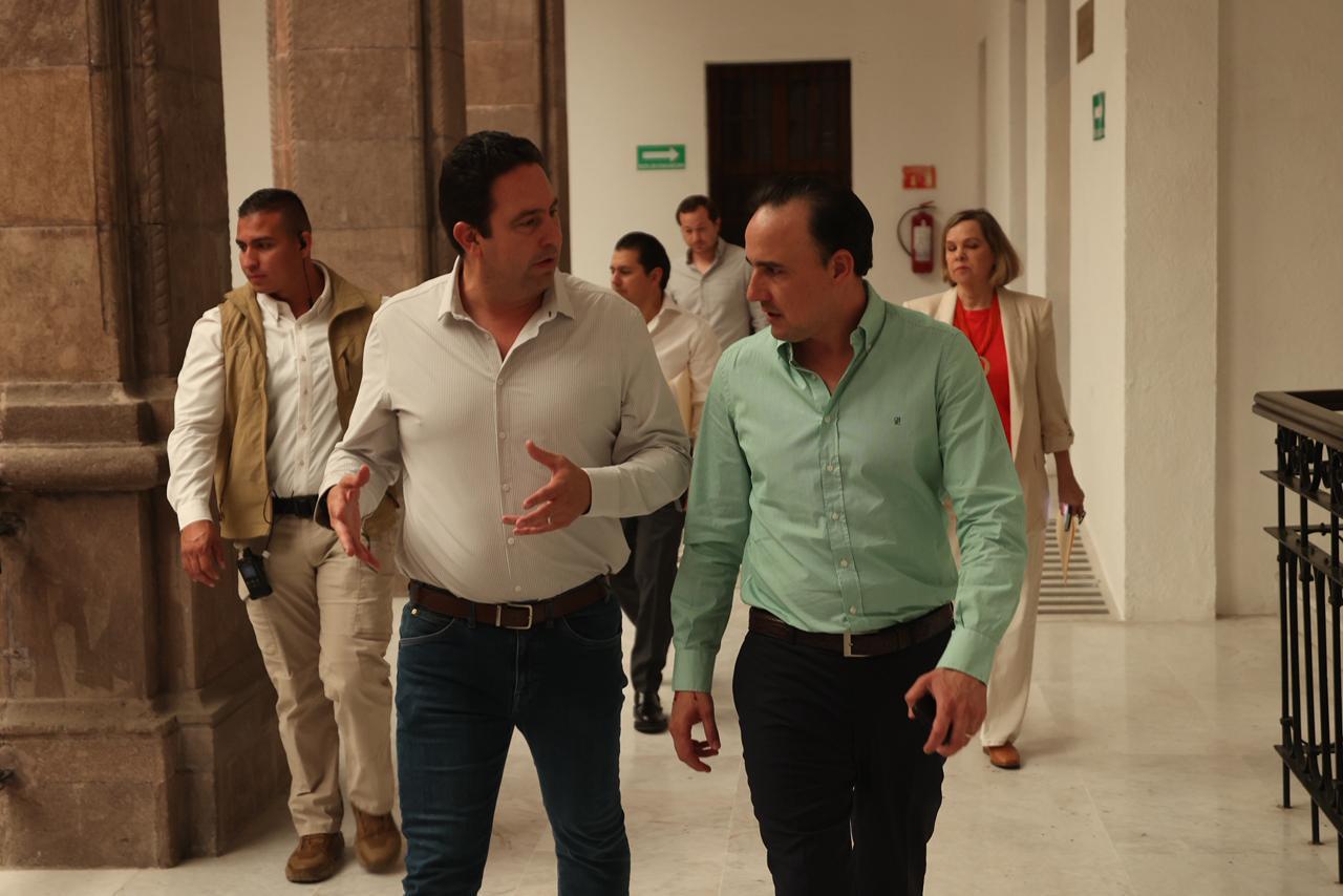 TRABAJANDO EN EQUIPO CUIDAMOS NUESTROS BOSQUES Y RECURSOS NATURALES: MANOLO