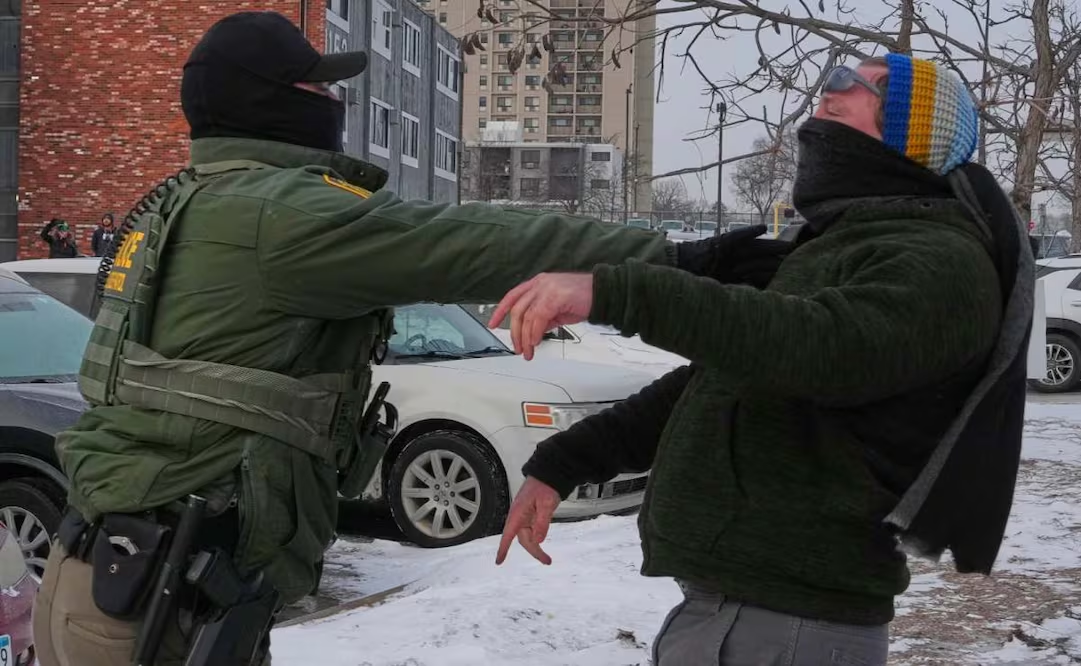 Detienen a agente del ICE acusado de disp4rar a migrante venezolano en Minnesota; presentó un informe falso, señalan